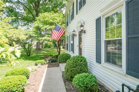 6890 Waltham Street NW Canton OH 44708