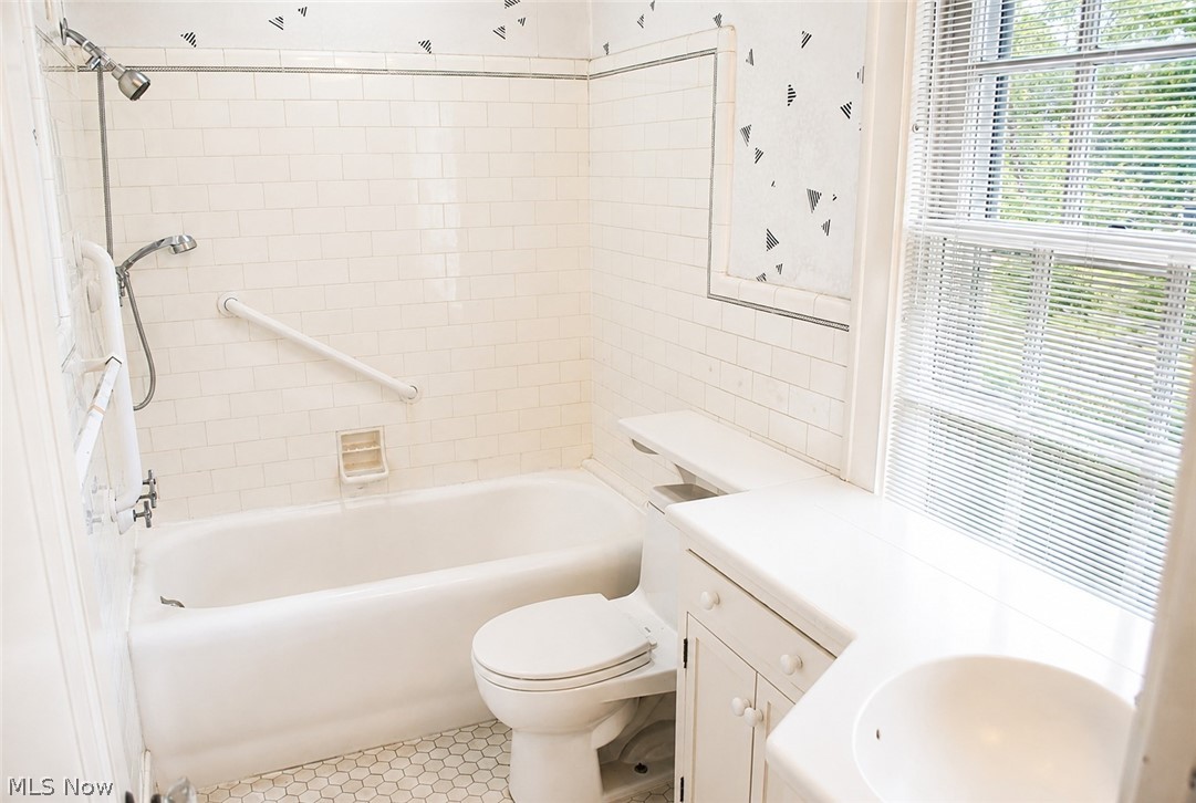 3342 Braemar Road Shaker Heights OH 44120