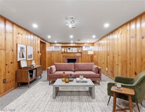 22875 Fairmount Boulevard Shaker Heights OH 44118