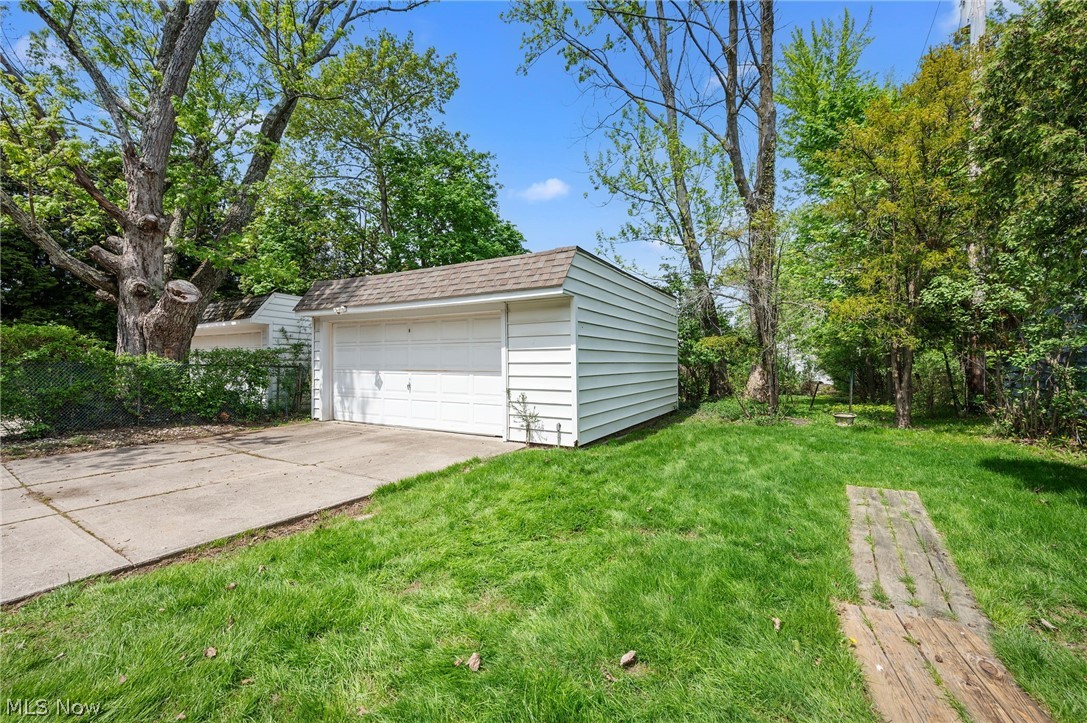 22875 Fairmount Boulevard Shaker Heights OH 44118