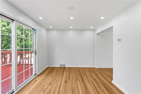 22875 Fairmount Boulevard Shaker Heights OH 44118