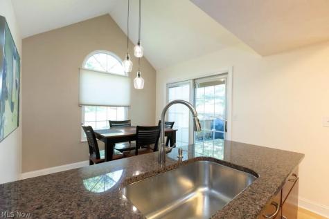 307 Huntsford Drive Macedonia OH 44056
