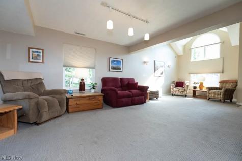 307 Huntsford Drive Macedonia OH 44056