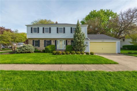 22870 Laramie Drive Rocky River OH 44116