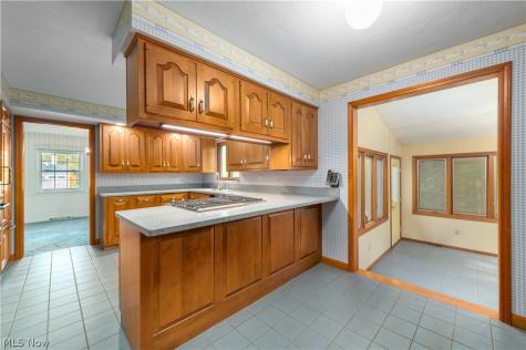 22870 Laramie Drive Rocky River OH 44116