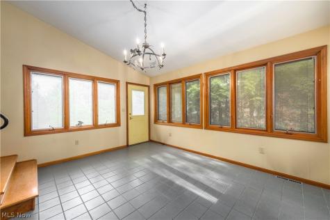 22870 Laramie Drive Rocky River OH 44116