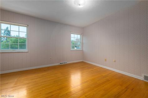 22870 Laramie Drive Rocky River OH 44116