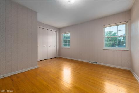 22870 Laramie Drive Rocky River OH 44116