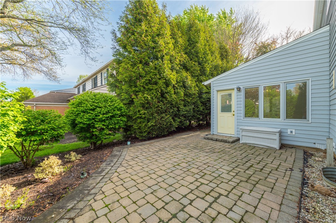 22870 Laramie Drive Rocky River OH 44116
