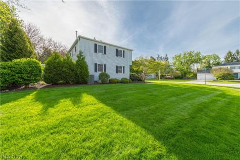 22870 Laramie Drive Rocky River OH 44116