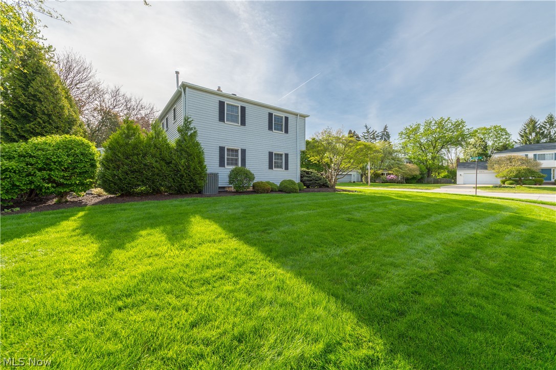 22870 Laramie Drive Rocky River OH 44116