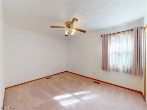 1646 Bridle Path Painesville OH 44077