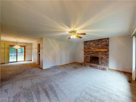 1646 Bridle Path Painesville OH 44077