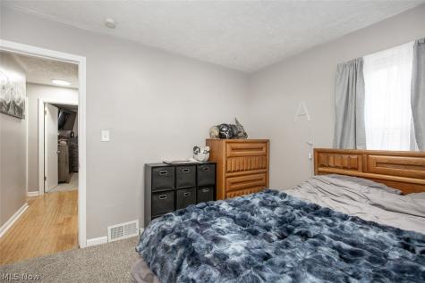 370 Taft Avenue Bedford OH 44146