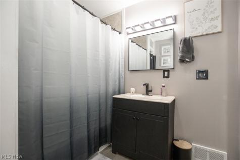 370 Taft Avenue Bedford OH 44146