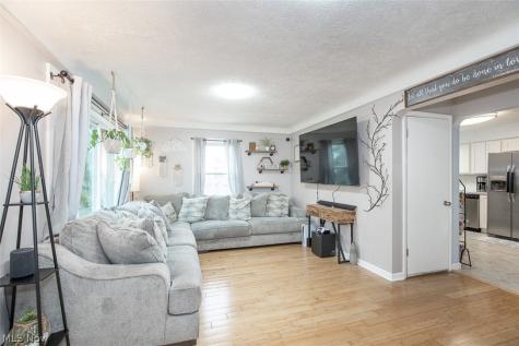 370 Taft Avenue Bedford OH 44146