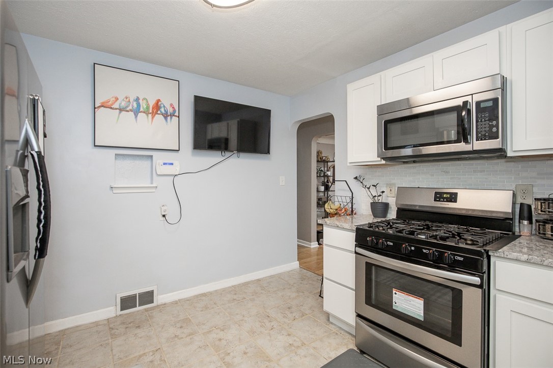 370 Taft Avenue Bedford OH 44146