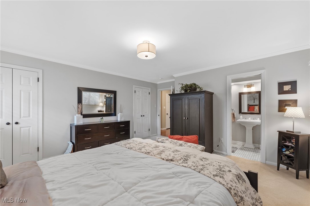 100 N Hayden Parkway Hudson OH 44236