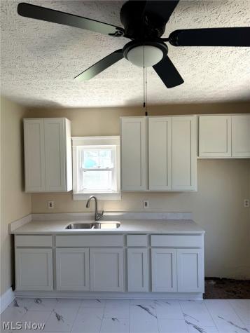 10618 Grandview Avenue Cleveland OH 44104