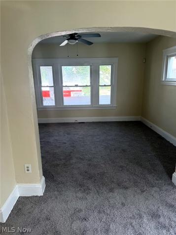 10618 Grandview Avenue Cleveland OH 44104