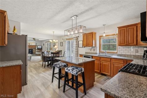730 Mckee Trail Hinckley OH 44233