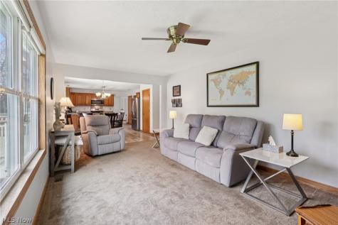 730 Mckee Trail Hinckley OH 44233