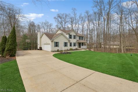730 Mckee Trail Hinckley OH 44233
