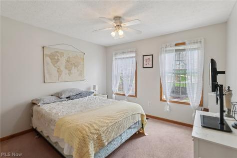 730 Mckee Trail Hinckley OH 44233