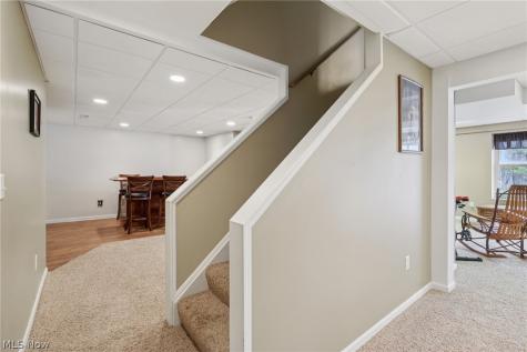 730 Mckee Trail Hinckley OH 44233