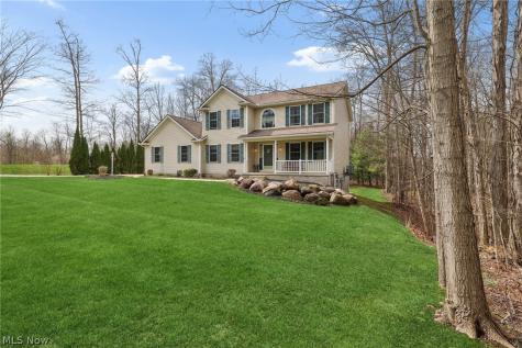 730 Mckee Trail Hinckley OH 44233