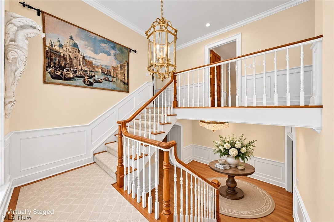 809 Village Trail Gates Mills OH 44040