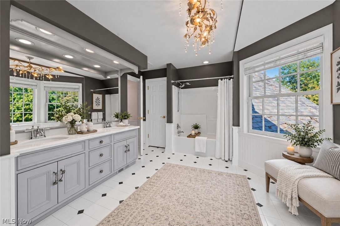 809 Village Trail Gates Mills OH 44040