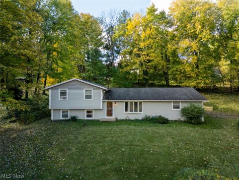 10874 Yare Circle NW Canal Fulton OH 44614