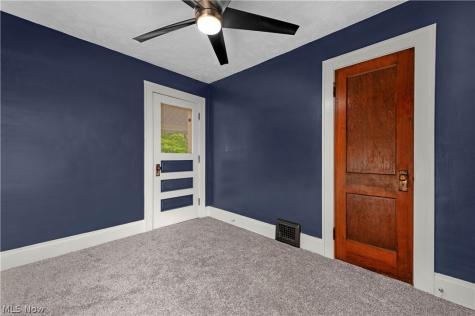 4418 Broadale Road Cleveland OH 44109