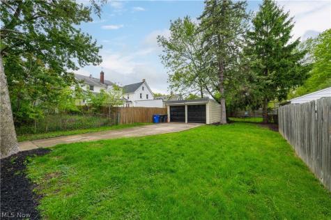 4418 Broadale Road Cleveland OH 44109
