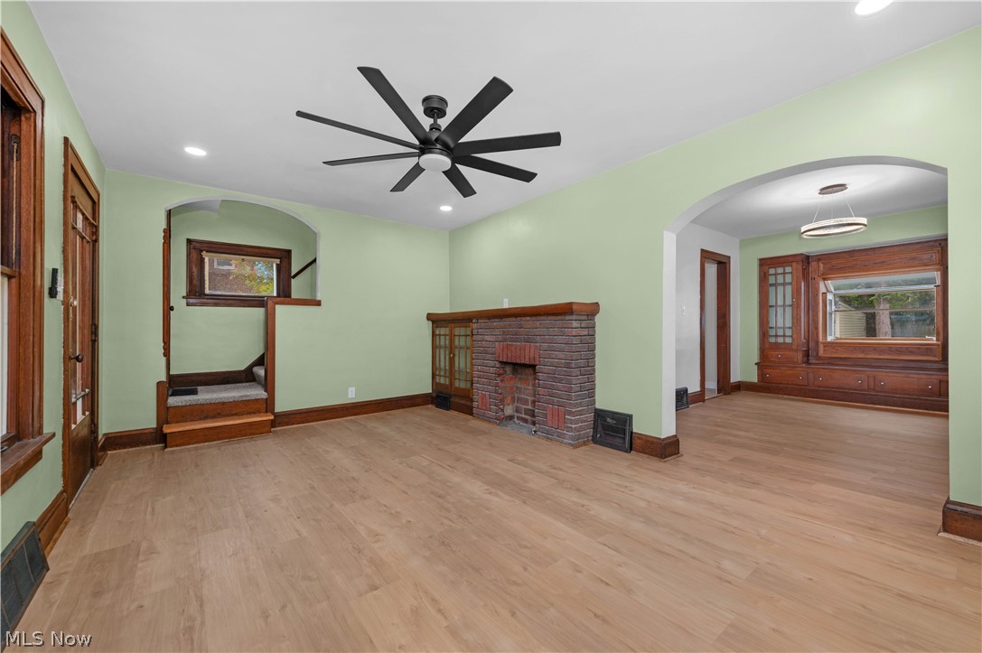 4418 Broadale Road Cleveland OH 44109