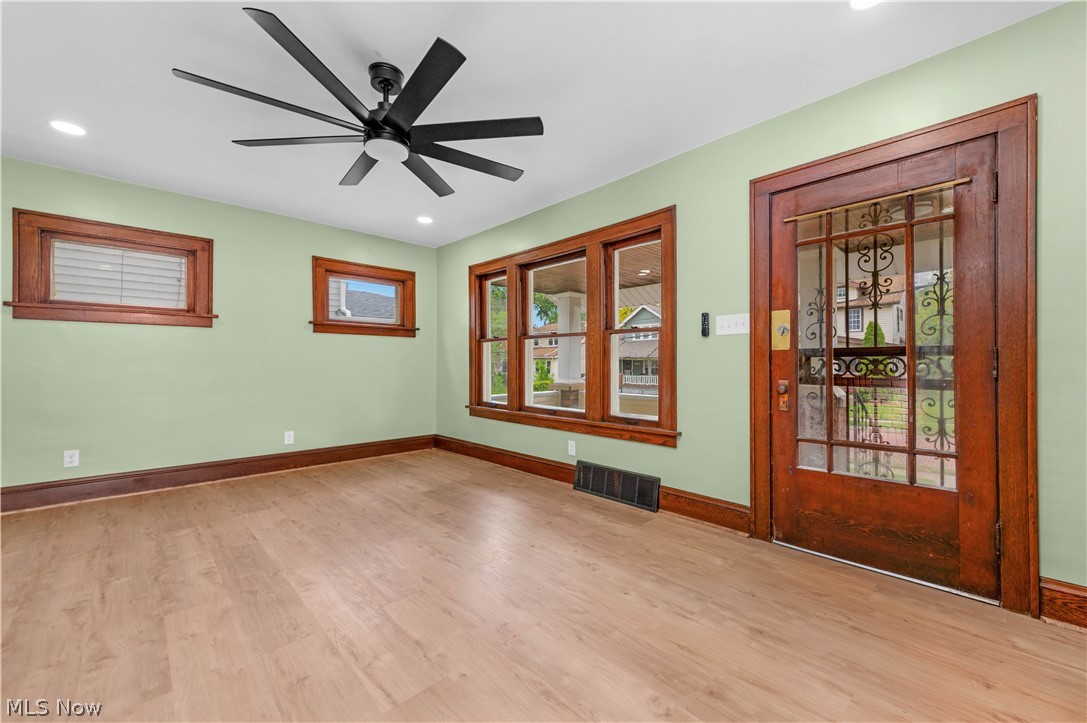 4418 Broadale Road Cleveland OH 44109