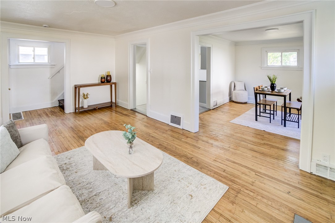 5328 Vine Street Maple Heights OH 44137