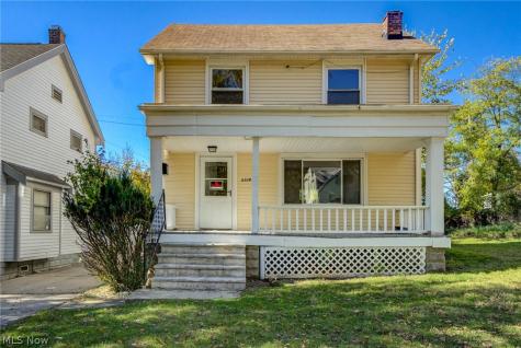 5328 Vine Street Maple Heights OH 44137