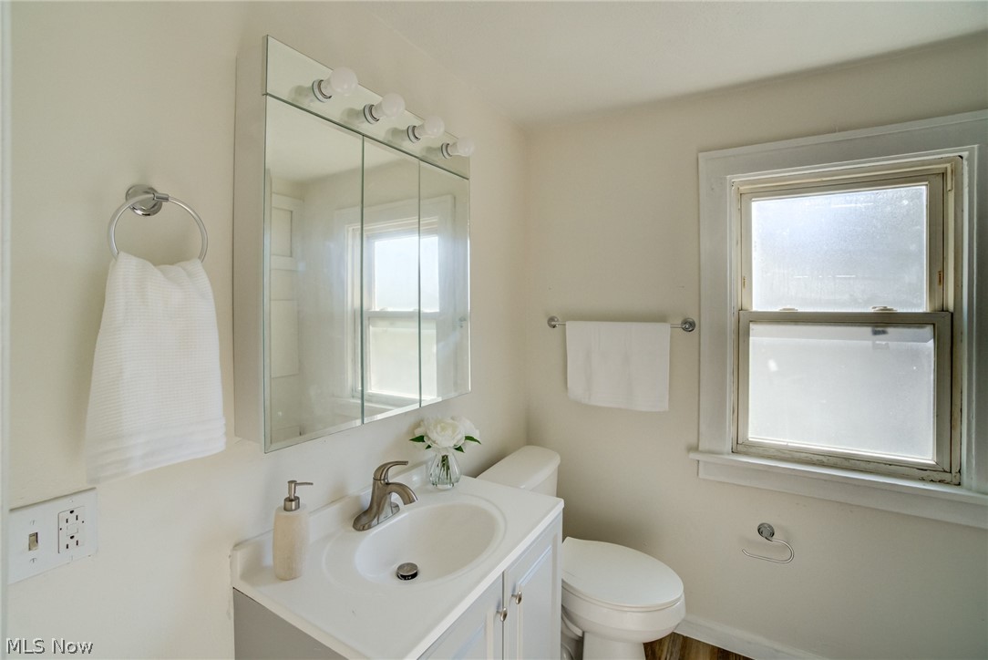 5328 Vine Street Maple Heights OH 44137