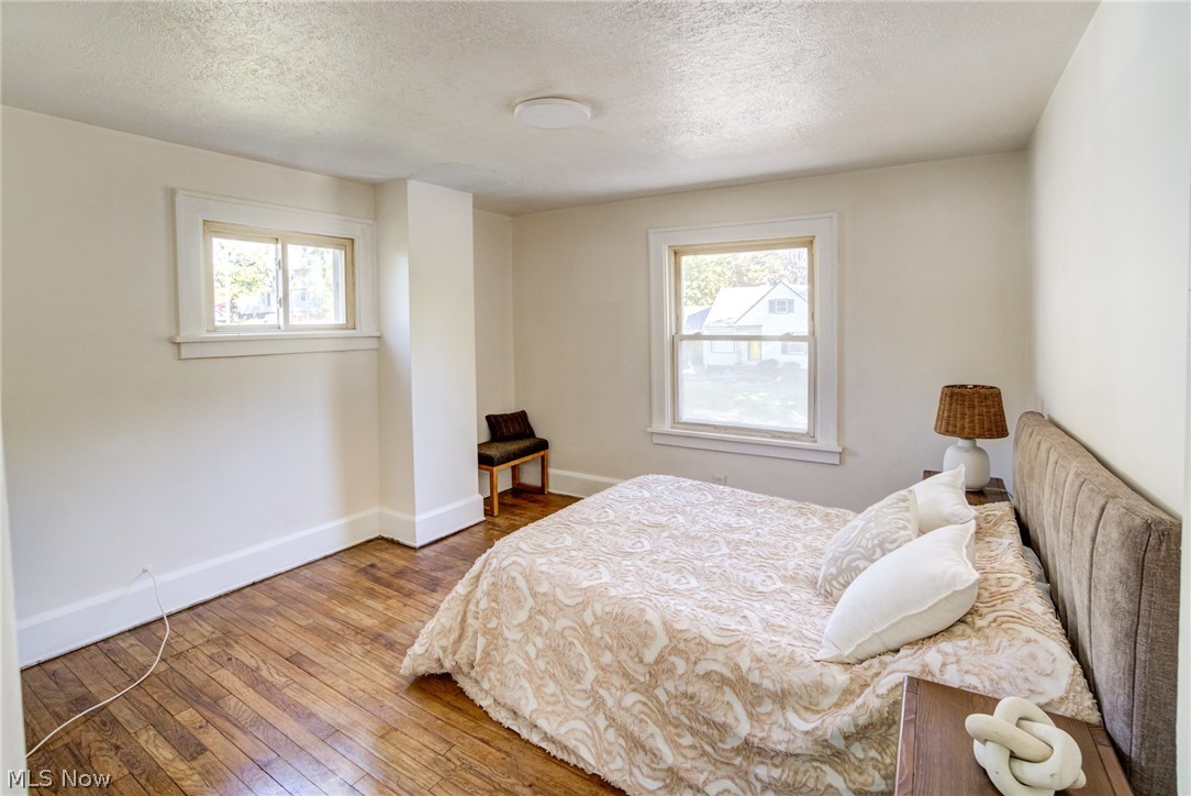 5328 Vine Street Maple Heights OH 44137