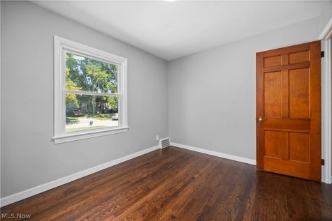 3162 Lincoln Street Lorain OH 44052