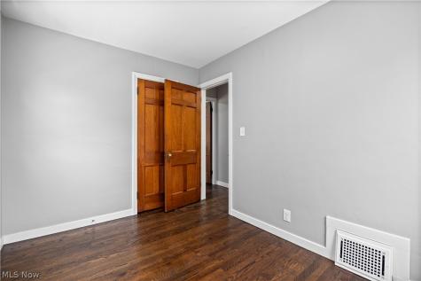 3162 Lincoln Street Lorain OH 44052