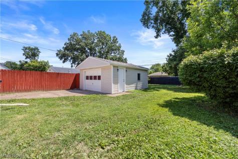 3162 Lincoln Street Lorain OH 44052