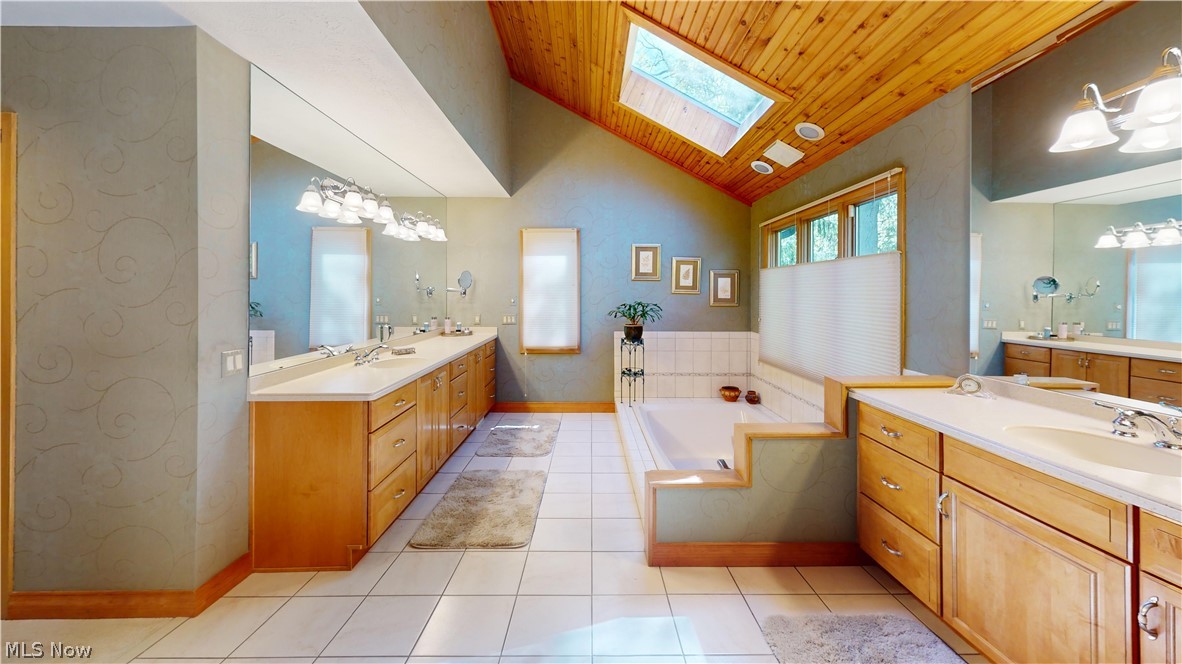 857 Hardwood Court Gates Mills OH 44040