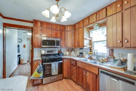 219 Scranton Avenue Minerva OH 44657