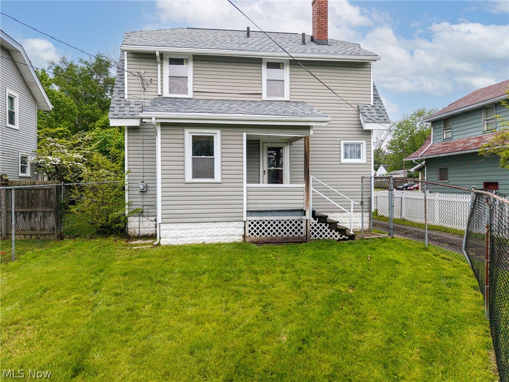 1633 Glenmount Avenue Akron OH 44301