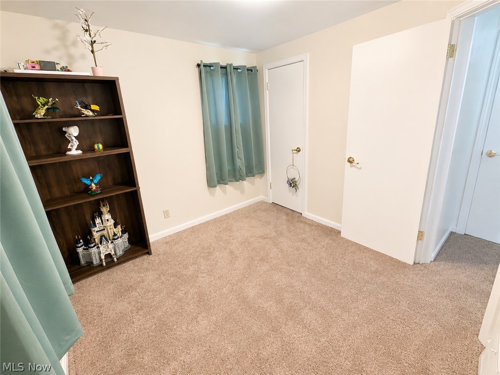 184 Ambrose Avenue NW Canton OH 44708