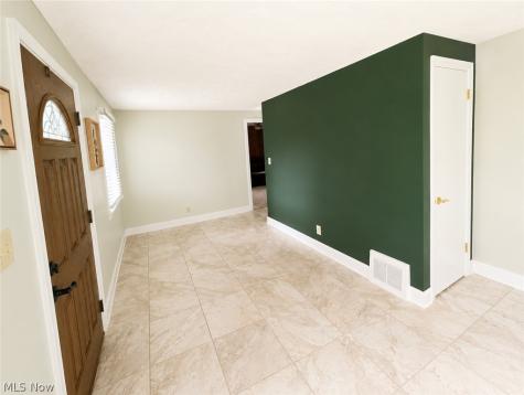 184 Ambrose Avenue NW Canton OH 44708