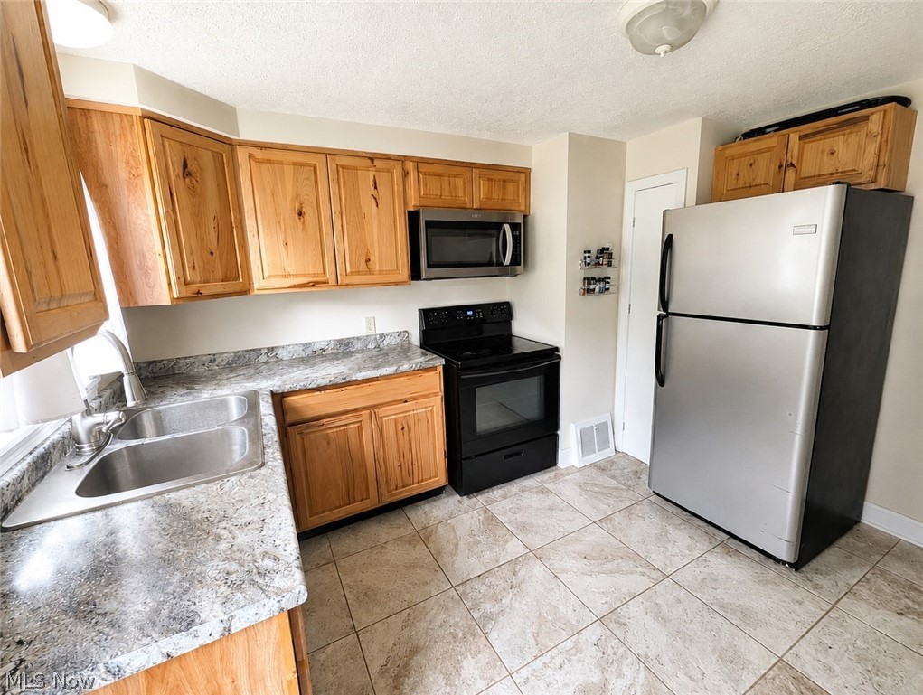 184 Ambrose Avenue NW Canton OH 44708